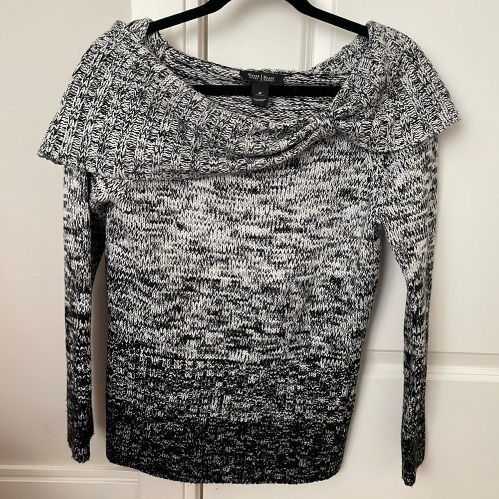 Size Medium White House Black Market Sweater